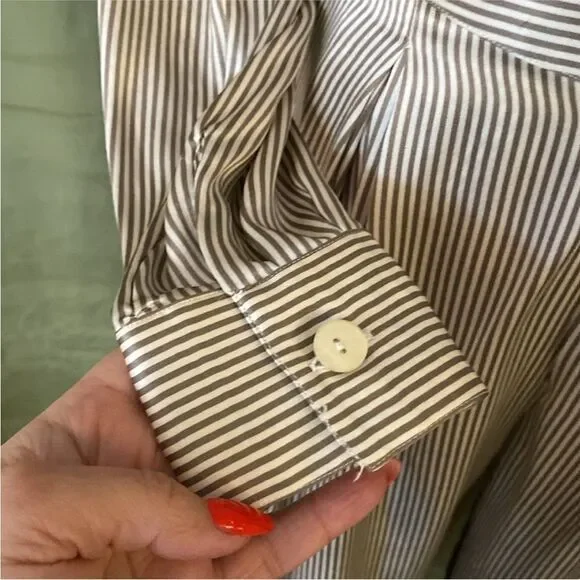 Geoffrey Beene Elegant Beige Women's  100% silk Pantsuit, US6 - Picture 6 of 12